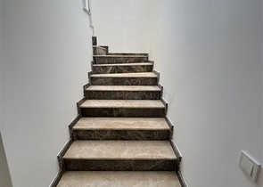 دوبلكس واسعة 250 متر مربع - في محمودلار / الانيا 