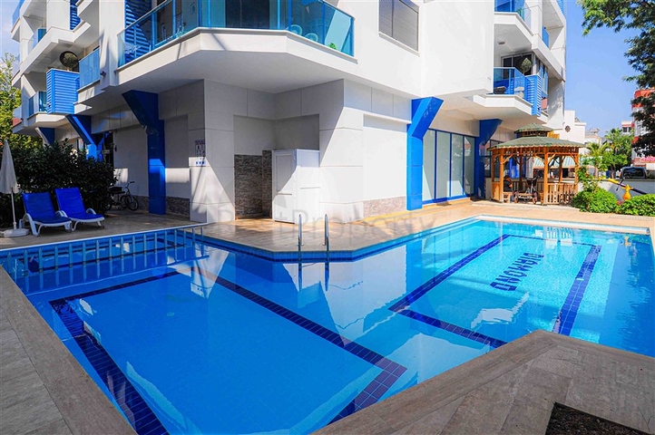 شقة للبيع في اوبا بسعر مناسب - غرفة وصالة ضمن مجمع حديث - قريبة من البحر -اوبا / الانيا 