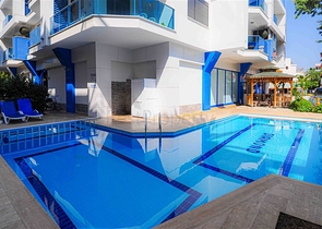 شقة للبيع في اوبا بسعر مناسب - غرفة وصالة ضمن مجمع حديث - قريبة من البحر -اوبا / الانيا 