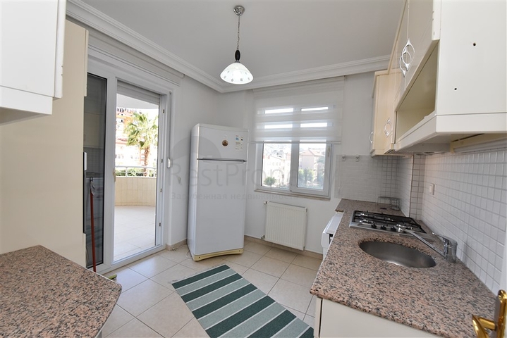 قريبة من شاطئ كليوباترا -شقة 2 غرفة وصالة -مطبخ منفصل -في مركز الانيا 