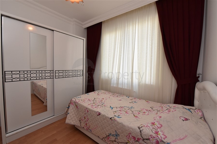 قريبة من شاطئ كليوباترا -شقة 2 غرفة وصالة -مطبخ منفصل -في مركز الانيا 