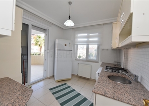 قريبة من شاطئ كليوباترا -شقة 2 غرفة وصالة -مطبخ منفصل -في مركز الانيا 