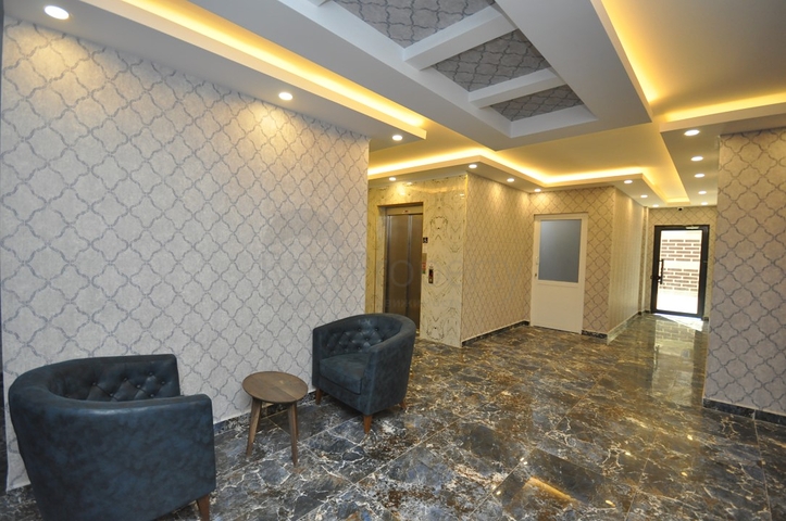 سعر مناسب -شقة غرفة وصالة -مجمع جديد -في محمودلار/ الانيا 