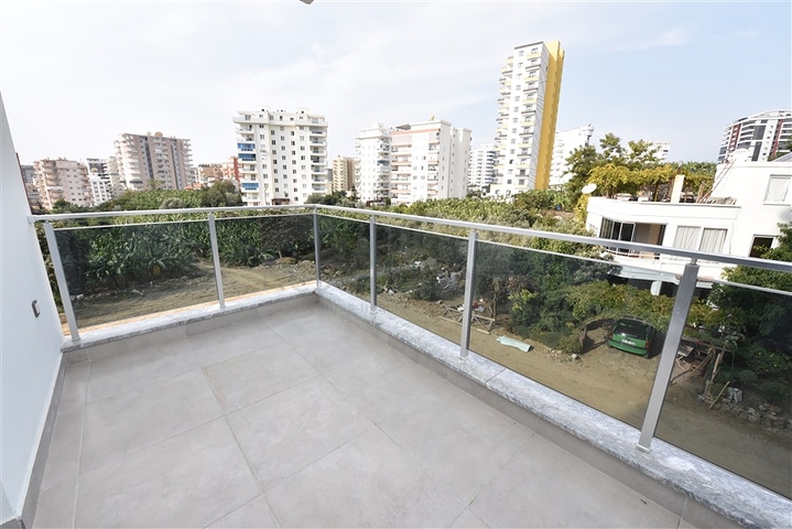 شقة غرفة وصالة مفروشة في محمودلار / الانيا 