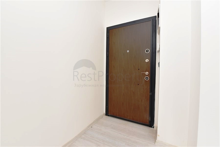 سعر مناسب -شقة غرفة وصالة -مجمع جديد -في محمودلار / الانيا 