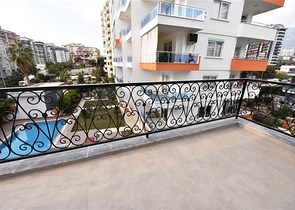 سعر مناسب -شقة غرفة وصالة -مجمع جديد -في محمودلار / الانيا 