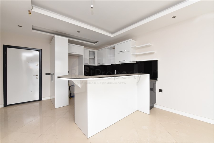 شقق للبيع في اوبا - غرفة وصالة -قريبة من البحر - مدينة الانيا 