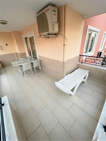 شقة اطلالة بحر في الانيا - تصميم 2 غرفة وصالة -ضمن مجمع على البحر مباشرة -محمودلار / الانيا 