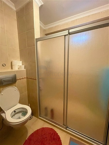 شقة اطلالة بحر في الانيا - تصميم 2 غرفة وصالة -ضمن مجمع على البحر مباشرة -محمودلار / الانيا 