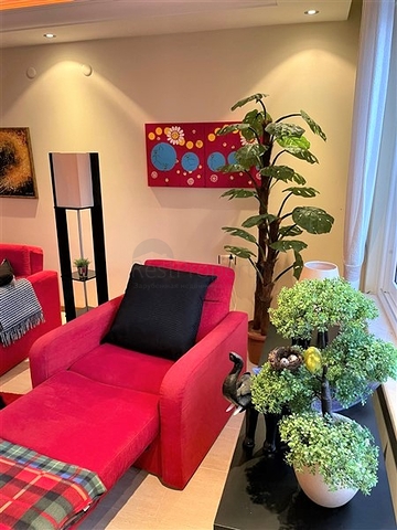 شقة اطلالة بحر في الانيا - تصميم 2 غرفة وصالة -ضمن مجمع على البحر مباشرة -محمودلار / الانيا 