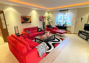 شقة اطلالة بحر في الانيا - تصميم 2 غرفة وصالة -ضمن مجمع على البحر مباشرة -محمودلار / الانيا 