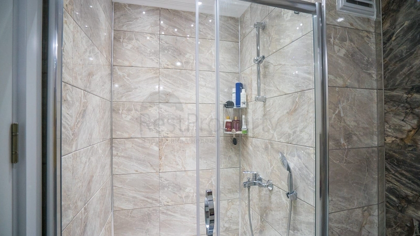 شقة اطلالة ساحرة -غرفة وصالة مفروشة -في محمودلار / الانيا 