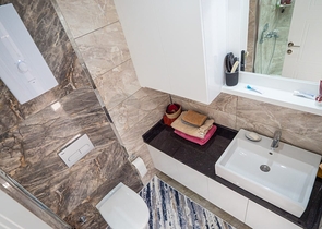 شقة اطلالة ساحرة -غرفة وصالة مفروشة -في محمودلار / الانيا 