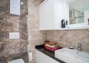 شقة اطلالة ساحرة -غرفة وصالة مفروشة -في محمودلار / الانيا 