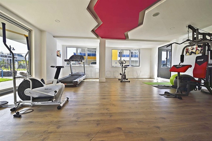 شقة عائلية فاخرة - غرفتين وصالة مفروشة -مجمع 5 نجوم -في محمودلار / الانيا 