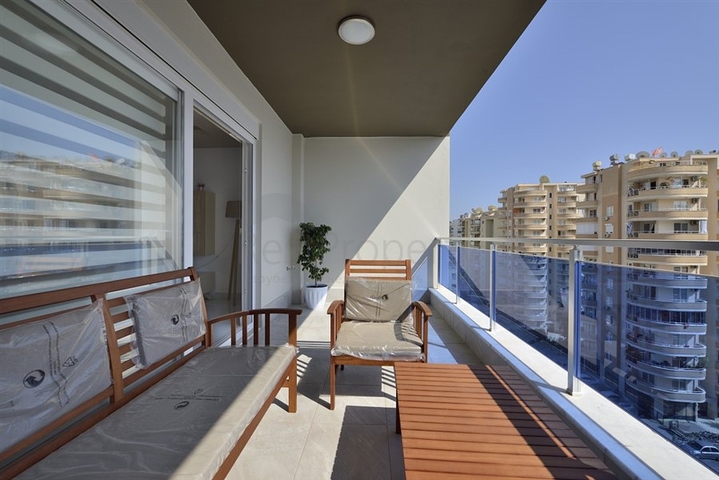 شقة عائلية فاخرة - غرفتين وصالة مفروشة -مجمع 5 نجوم -في محمودلار / الانيا 