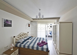 شقة عائلية فاخرة - غرفتين وصالة مفروشة -مجمع 5 نجوم -في محمودلار / الانيا 