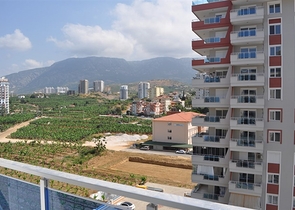 شقة عائلية فاخرة - غرفتين وصالة مفروشة -مجمع 5 نجوم -في محمودلار / الانيا 