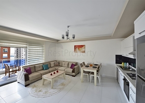 شقة عائلية فاخرة - غرفتين وصالة مفروشة -مجمع 5 نجوم -في محمودلار / الانيا 