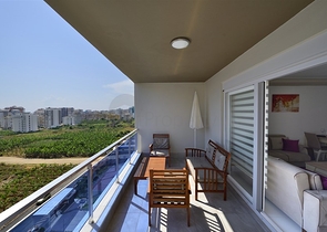 شقة عائلية فاخرة - غرفتين وصالة مفروشة -مجمع 5 نجوم -في محمودلار / الانيا 