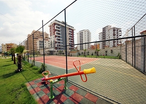 شقة عائلية فاخرة - غرفتين وصالة مفروشة -مجمع 5 نجوم -في محمودلار / الانيا 