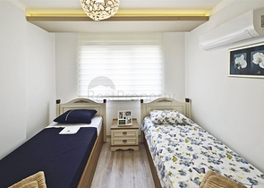 شقة عائلية فاخرة - غرفتين وصالة مفروشة -مجمع 5 نجوم -في محمودلار / الانيا 