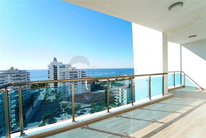 اطلالة بحر -شقة 2 غرفة وصالة -مجمع فاخر -في محمودلار / الانيا 