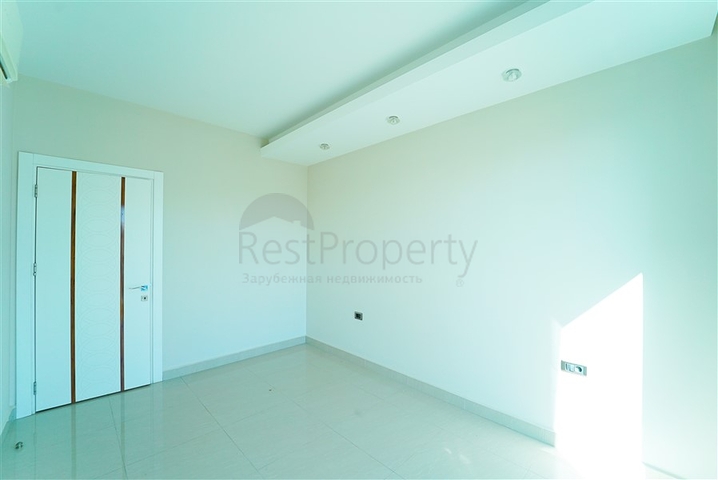 اطلالة بحر -شقة 2 غرفة وصالة -مجمع فاخر -في محمودلار / الانيا 