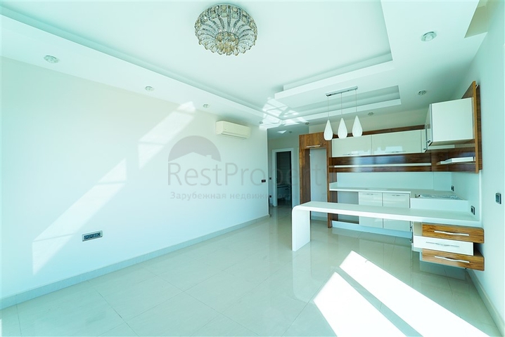 اطلالة بحر -شقة 2 غرفة وصالة -مجمع فاخر -في محمودلار / الانيا 