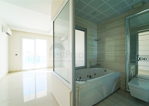 اطلالة بحر -شقة 2 غرفة وصالة -مجمع فاخر -في محمودلار / الانيا 