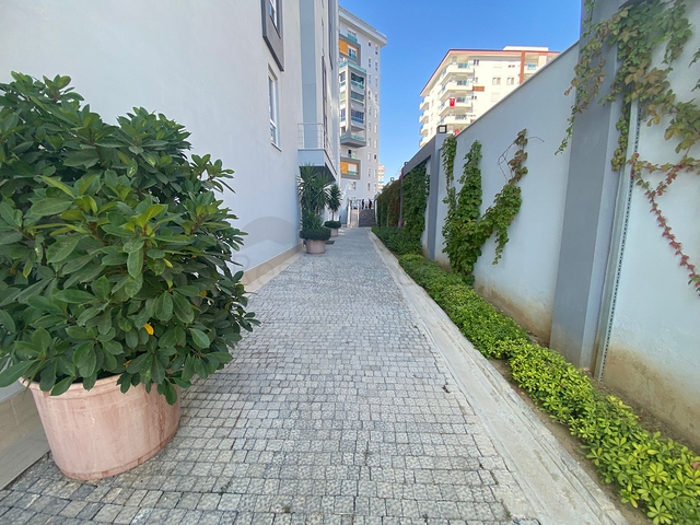 شقة غرفة وصالة -مفروشة -ضمن موقع ممتاز -في محمودلار / الانيا 