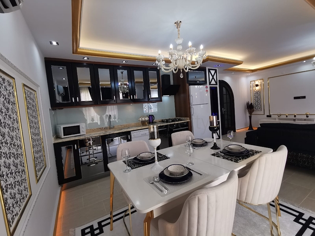 اطلالة بحر -شقة واسعة -تصميم 1+2 - مفروشة -في محمودلار / الانيا  