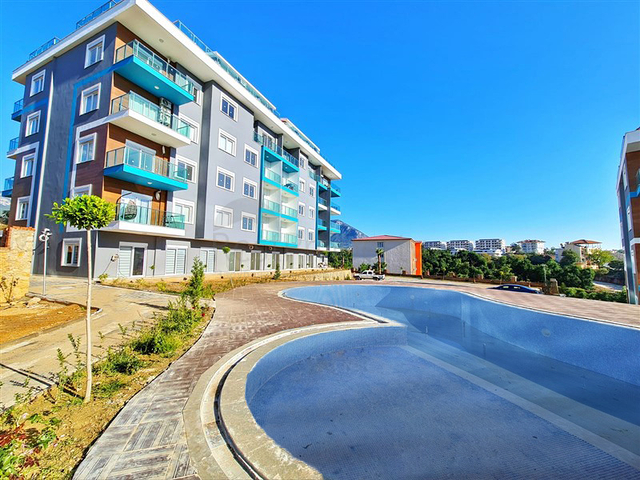 شقة غرفة وصالة مفروشة -ضمن مجمع جديد -في اوبا / الانيا 