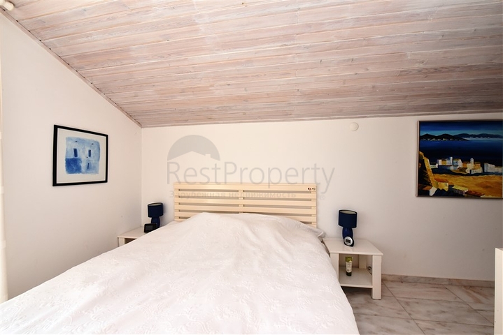 اطلالة بحر وقلعة -فيلا مستقلة في مركز الانيا 