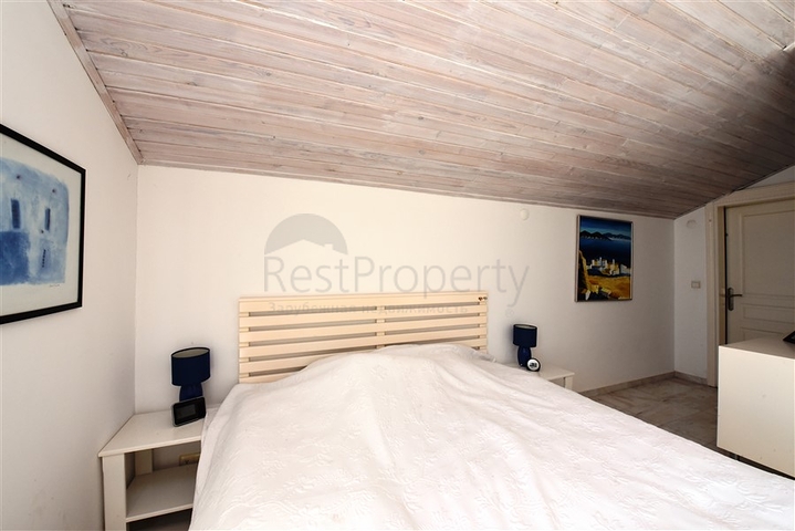 اطلالة بحر وقلعة -فيلا مستقلة في مركز الانيا 