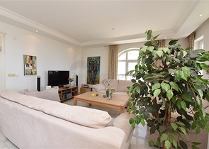 اطلالة بحر وقلعة -فيلا مستقلة في مركز الانيا 