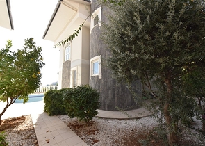 اطلالة بحر وقلعة -فيلا مستقلة في مركز الانيا 