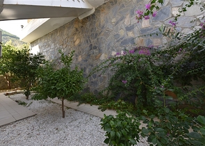 اطلالة بحر وقلعة -فيلا مستقلة في مركز الانيا 