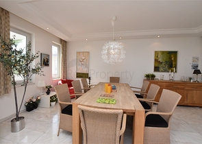 اطلالة بحر وقلعة -فيلا مستقلة في مركز الانيا 