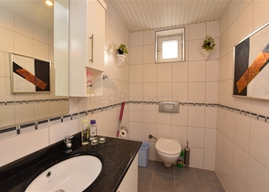 اطلالة بحر وقلعة -فيلا مستقلة في مركز الانيا 