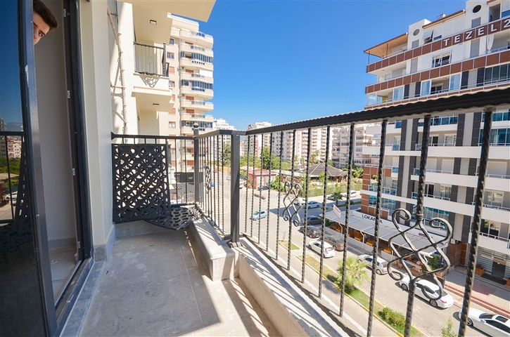 مجمع انيق -ضمن موقع مميز -شقة 2 غرفة وصالة - في محمودلار / الانيا 