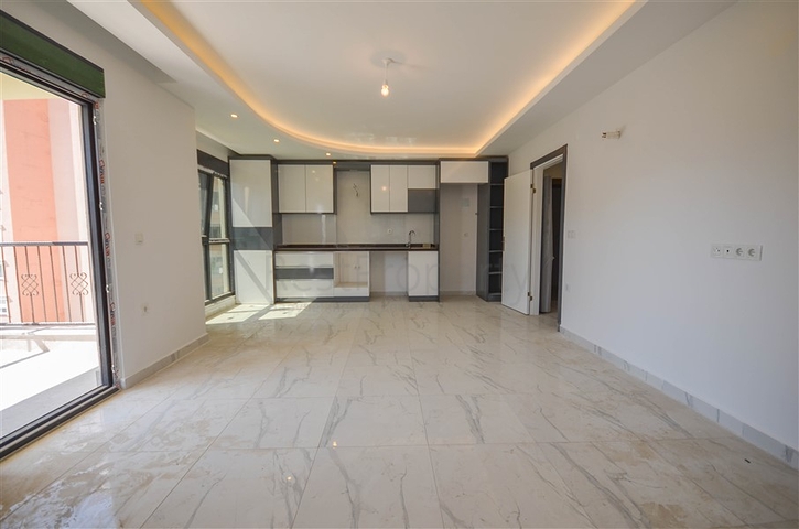 مجمع انيق -ضمن موقع مميز -شقة 2 غرفة وصالة - في محمودلار / الانيا 