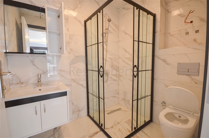 مجمع انيق -ضمن موقع مميز -شقة 2 غرفة وصالة - في محمودلار / الانيا 