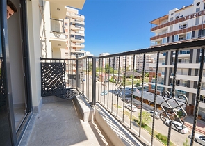 مجمع انيق -ضمن موقع مميز -شقة 2 غرفة وصالة - في محمودلار / الانيا 