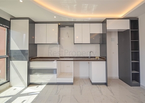 مجمع انيق -ضمن موقع مميز -شقة 2 غرفة وصالة - في محمودلار / الانيا 