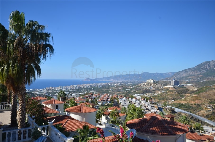 اطلالة بحر -فيلا مستقلة مع مسبح خاص -3 غرف وصالة -في كارجيجاك / الانيا 