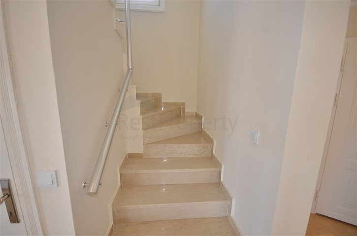 اطلالة بحر -فيلا مستقلة مع مسبح خاص -3 غرف وصالة -في كارجيجاك / الانيا 