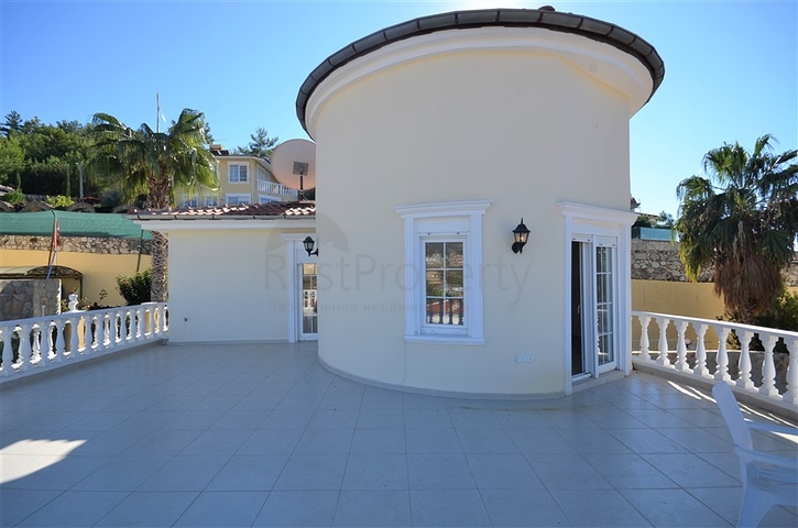 اطلالة بحر -فيلا مستقلة مع مسبح خاص -3 غرف وصالة -في كارجيجاك / الانيا 