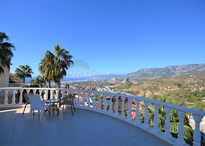 اطلالة بحر -فيلا مستقلة مع مسبح خاص -3 غرف وصالة -في كارجيجاك / الانيا 