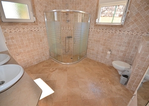 اطلالة بحر -فيلا مستقلة مع مسبح خاص -3 غرف وصالة -في كارجيجاك / الانيا 